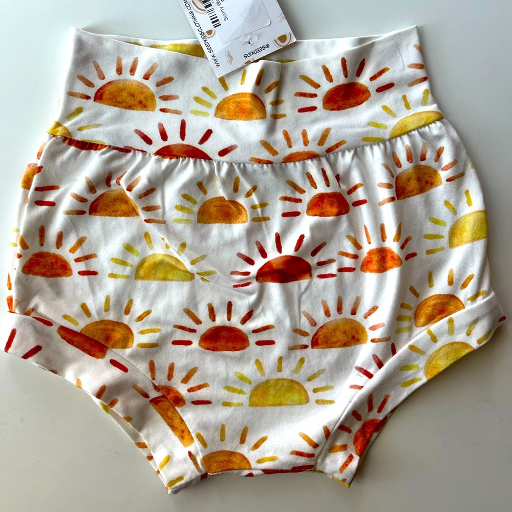 Baby bloomer shorts